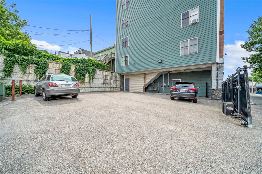 257 Pleasant St #7, Worcester, MA Photo #29