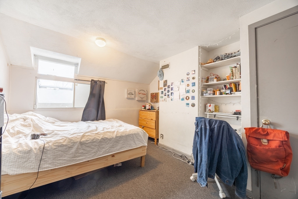 131 Glenville Ave 131