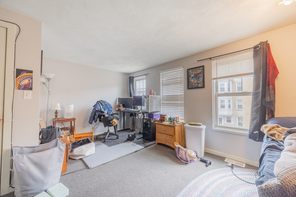 131 Glenville Ave 131