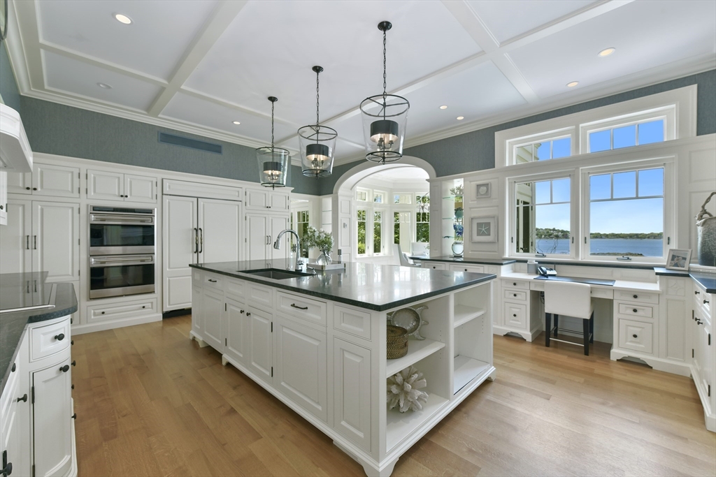 5 Bare Cove Ln, Hingham, MA Photo #10
