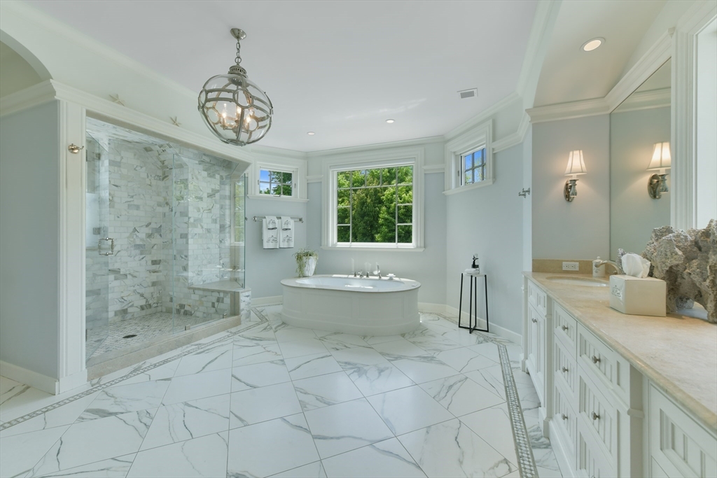 5 Bare Cove Ln, Hingham, MA Photo #22