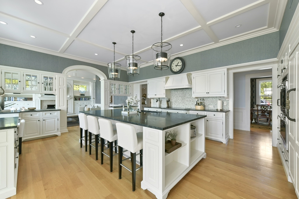 5 Bare Cove Ln, Hingham, MA Photo #11