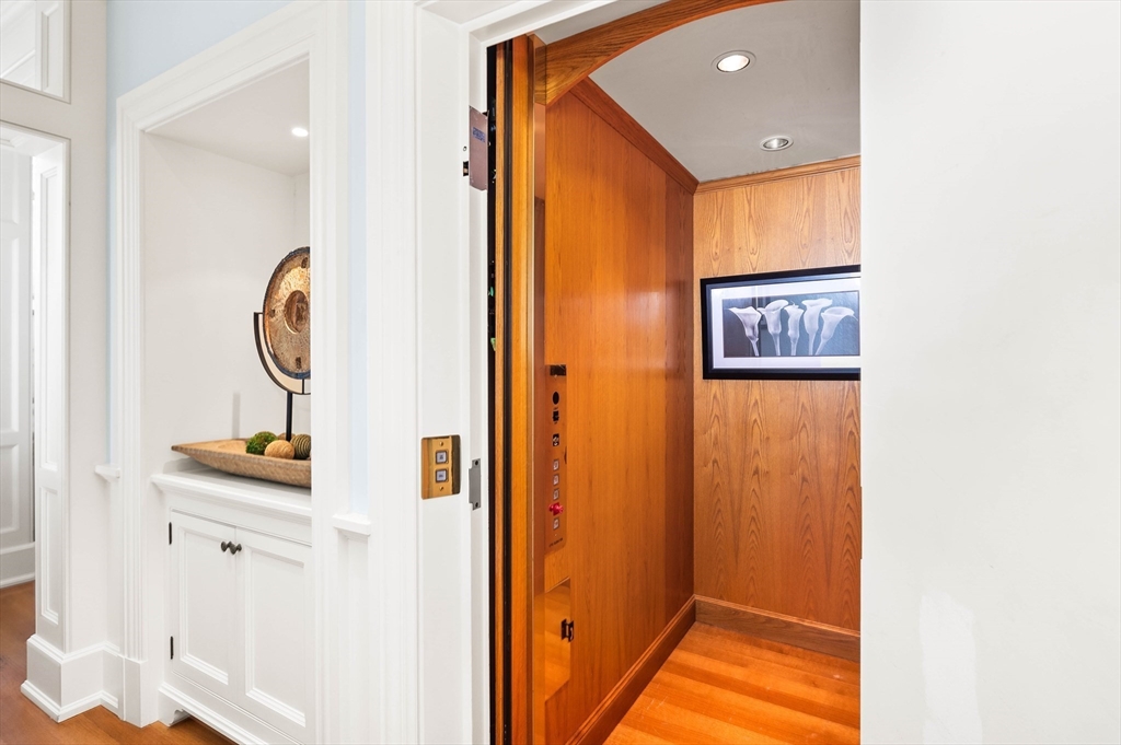 5 Bare Cove Ln, Hingham, MA Photo #32