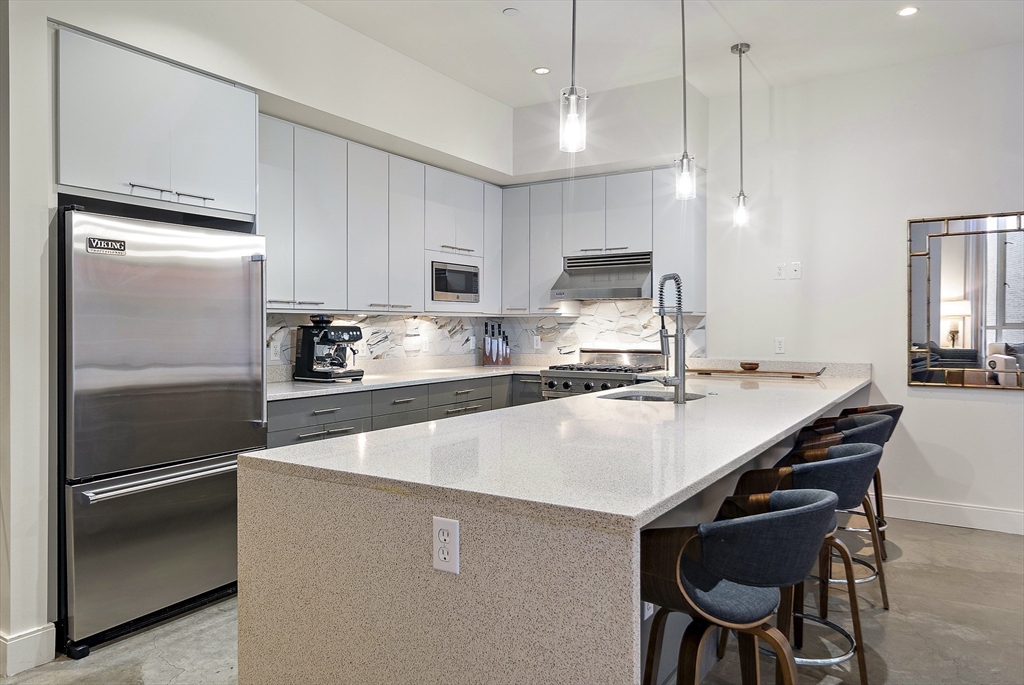 30 Union Park St 205