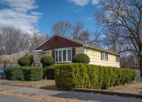24 Hayes St Lynn MA 01905