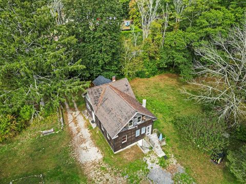 595C Quanapoag Rd Dartmouth MA 02714