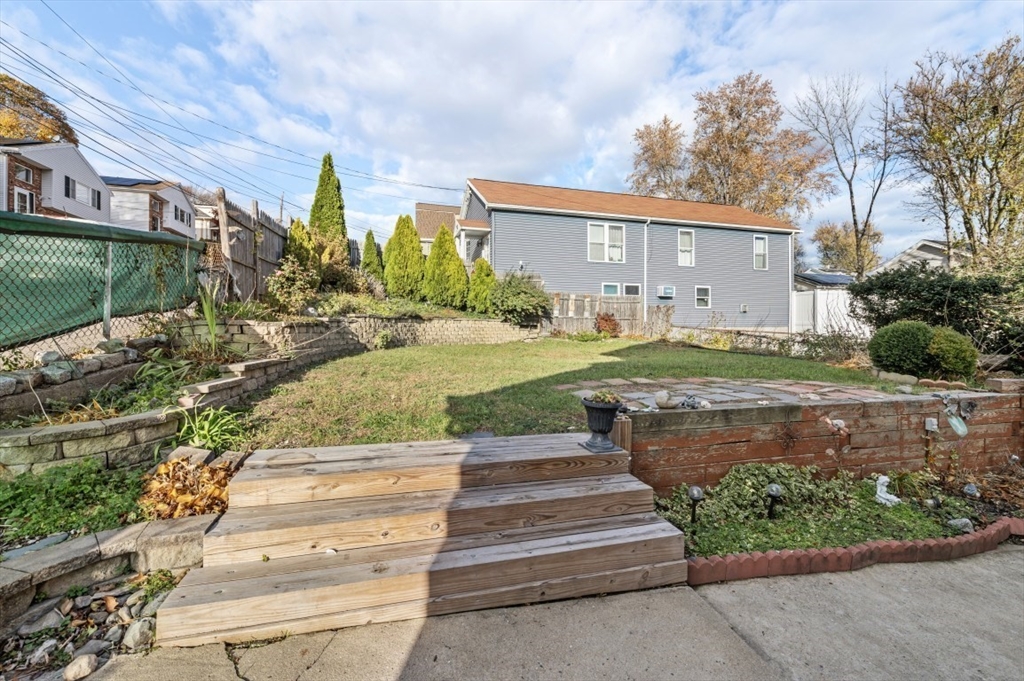 Revere, Massachusetts 02151, United States, 3 Bedrooms Bedrooms, ,1 BathroomBathrooms,Residential,Active,244885