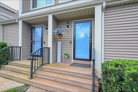 Photo of 340 Centre AVE #8, Rockland, MA 02370 (MLS # 73588777)