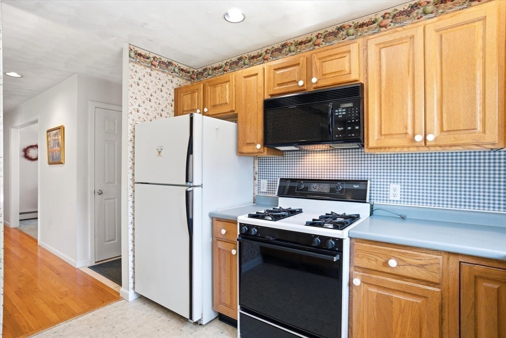12 Northfield RD, Peabody, MA, 12 Northfield RD, Peabody, MA Photo #14
