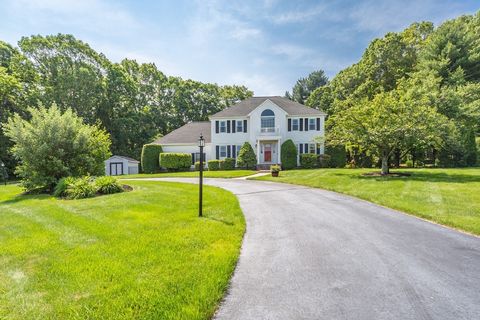 113 Sparrow Rd Stoughton MA 02072