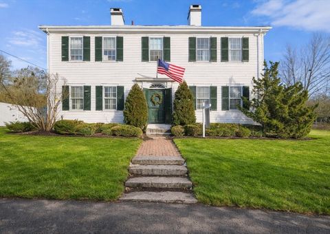 45 School St Manchester MA 01944