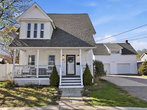 Photo of 31 Green Street, Hudson, MA 01749 (MLS # 73509893)