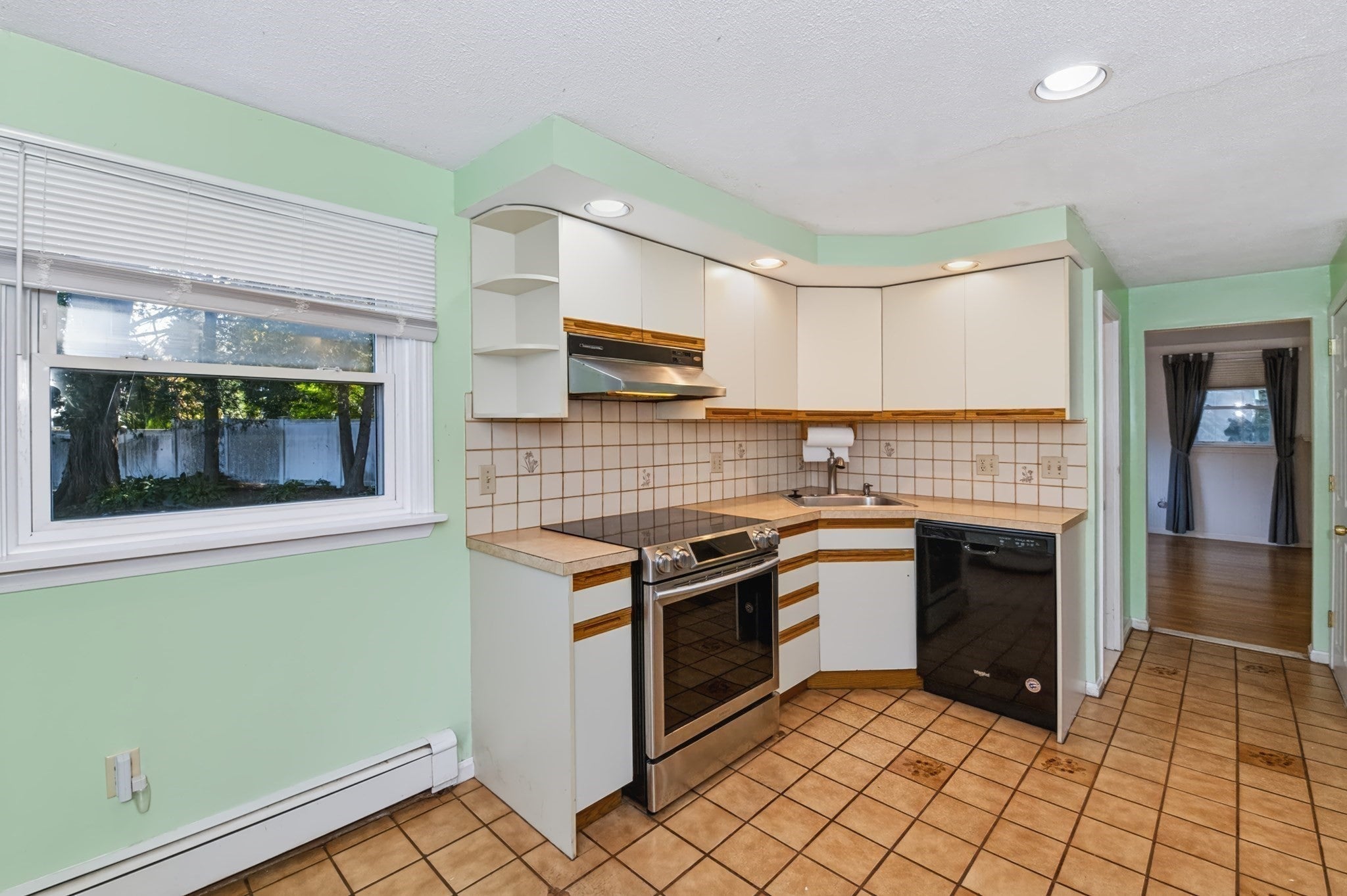 14 Cunningham Dr, Framingham, MA, 14 Cunningham Dr, Framingham, MA Photo #11