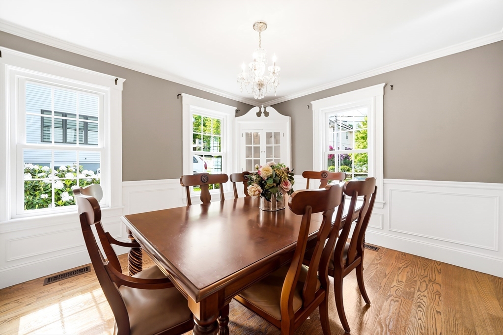 18 Grayson Rd