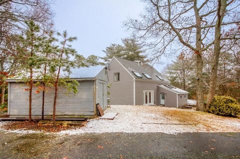 10 Sandy Ln Bourne MA 02532