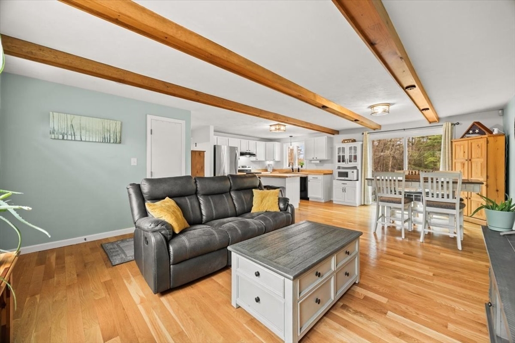 120 County St, Lakeville, MA, 120 County St, Lakeville, MA Photo #5