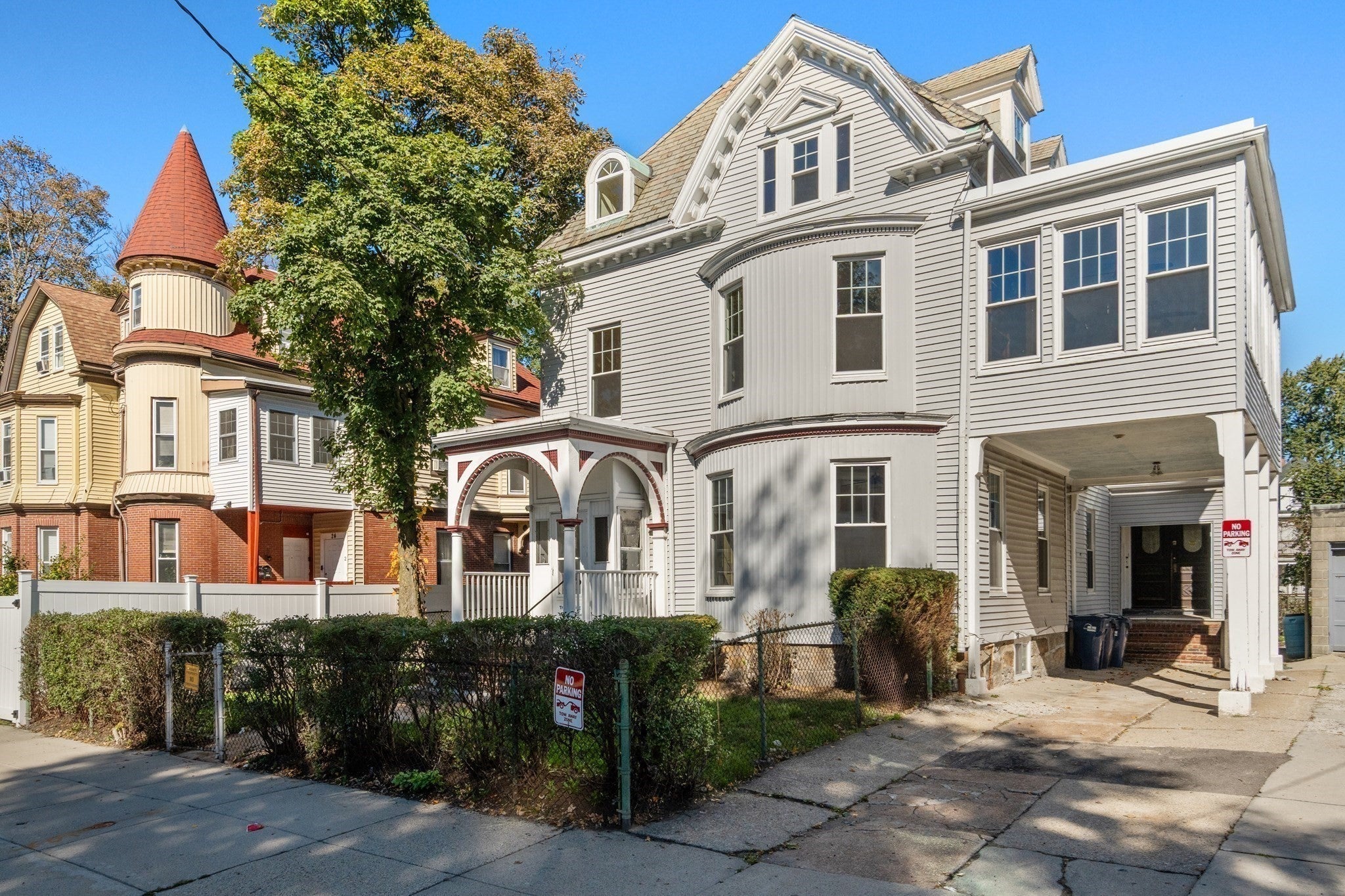 Photo of 26 Lawrence Ave, Boston, MA