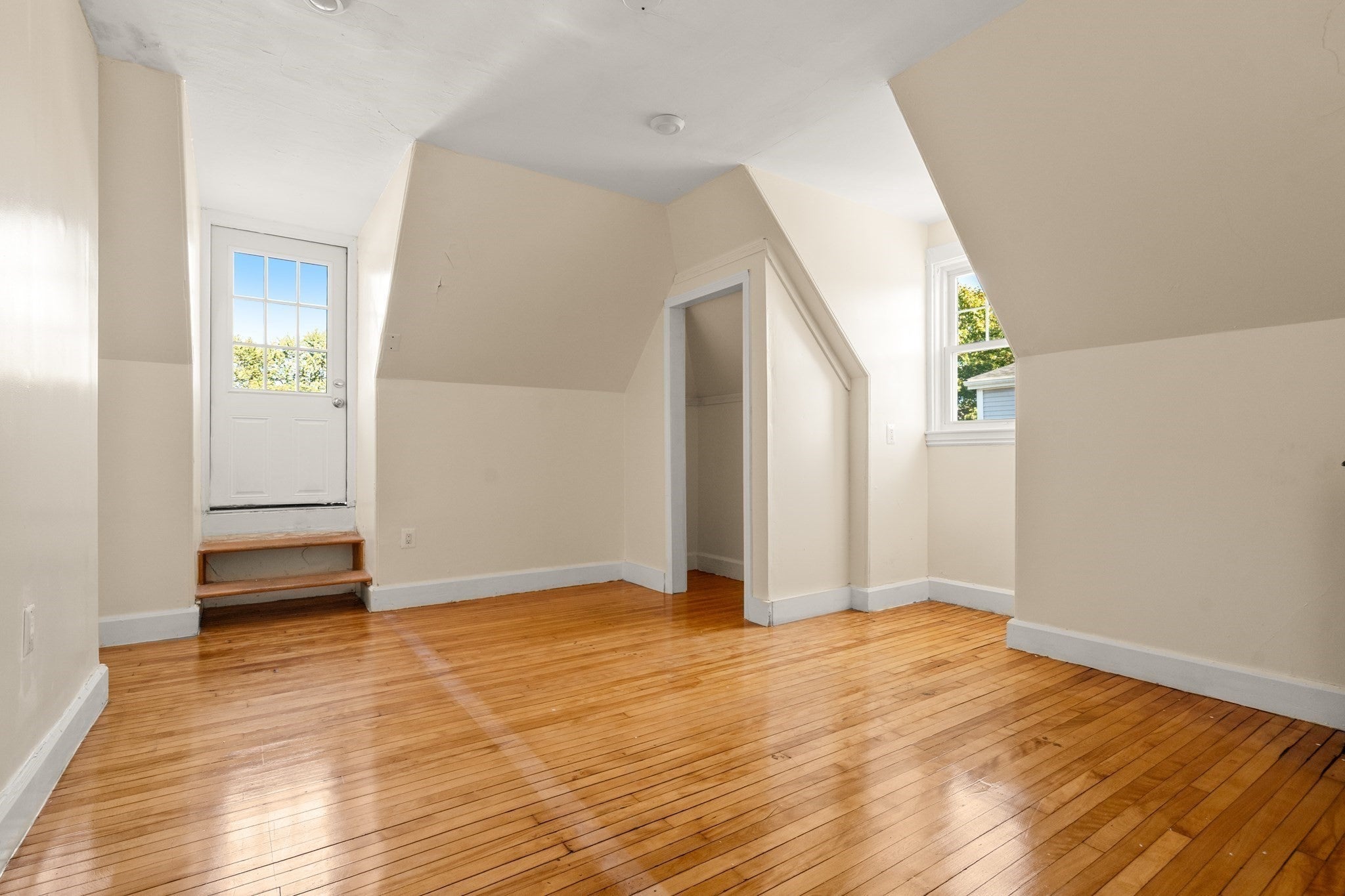 26 Lawrence Ave, Boston, MA Photo #33