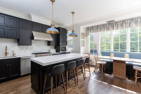 62 Chestnut St Boston MA 02108