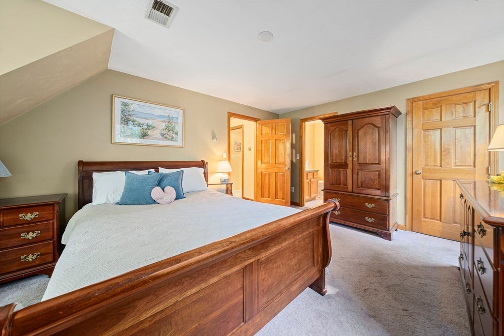 66 Cottage Ln, Weymouth, MA Photo #14