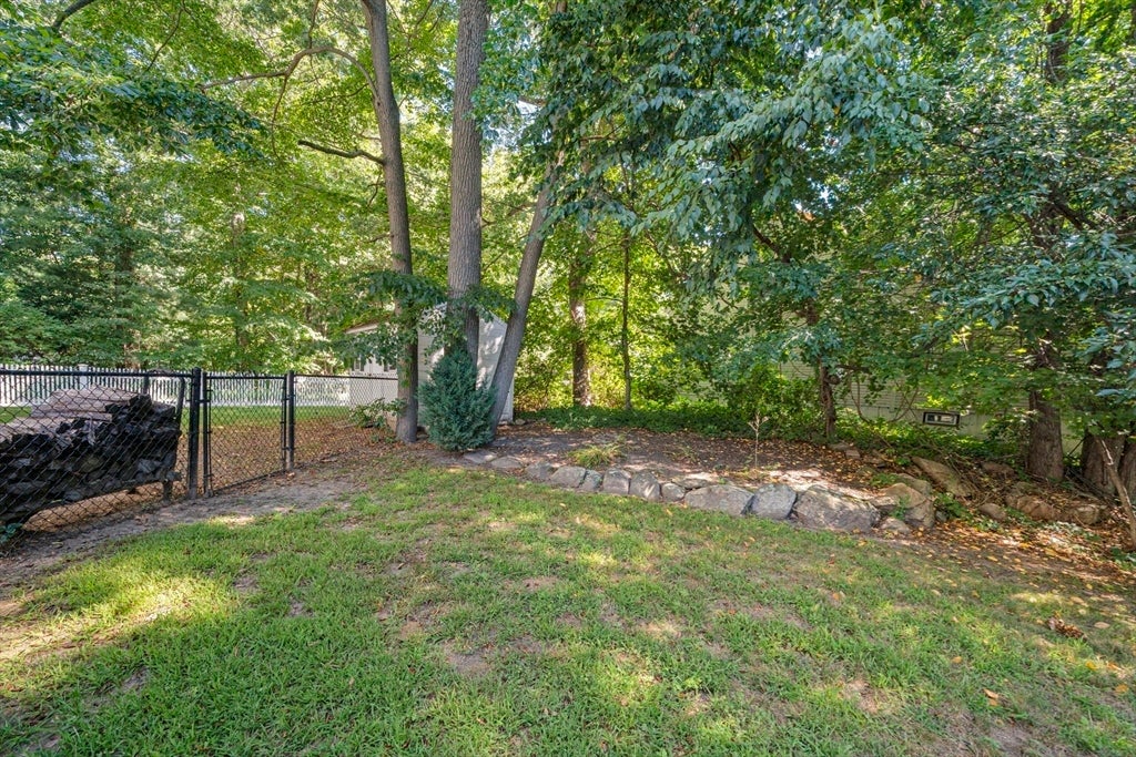 66 Cottage Ln, Weymouth, MA Photo #31