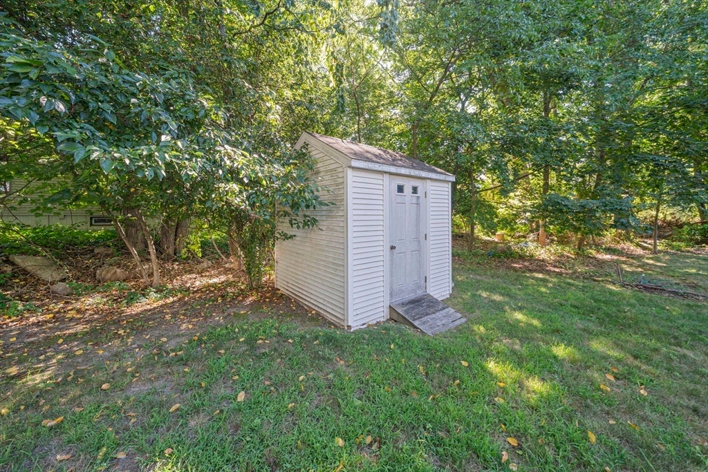 66 Cottage Ln, Weymouth, MA Photo #28