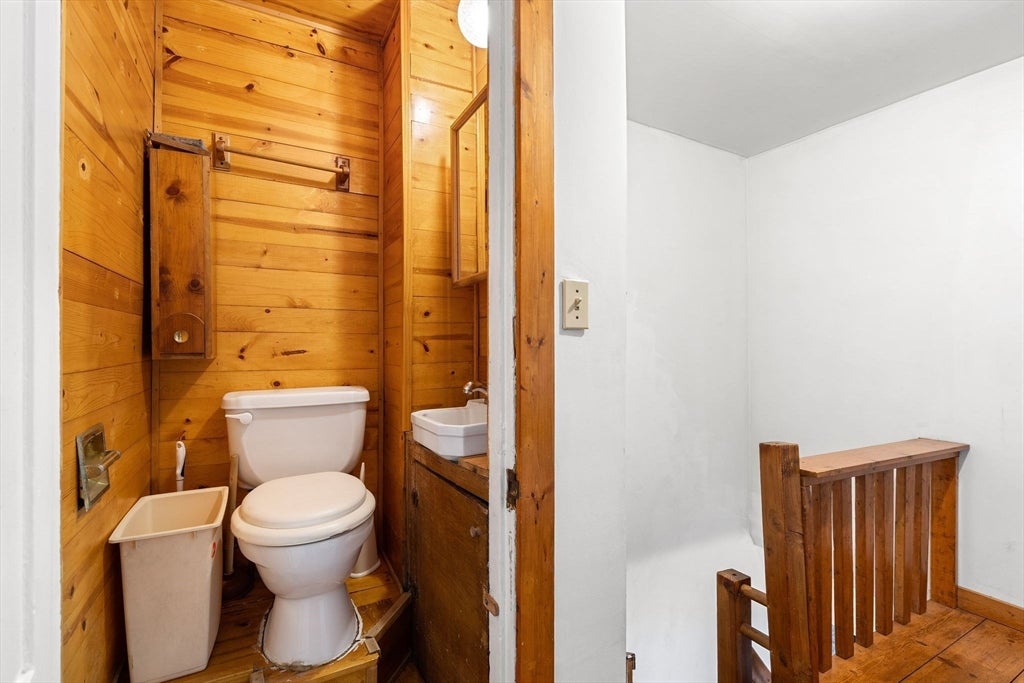 192 Lexington St, Boston, MA Photo #33
