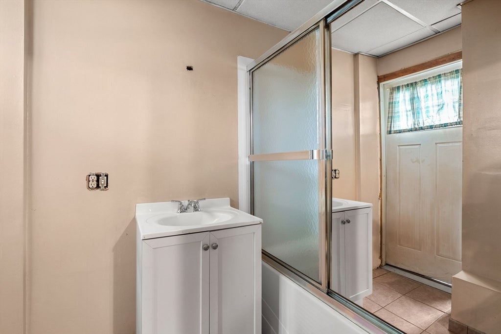 192 Lexington St, Boston, MA Photo #17
