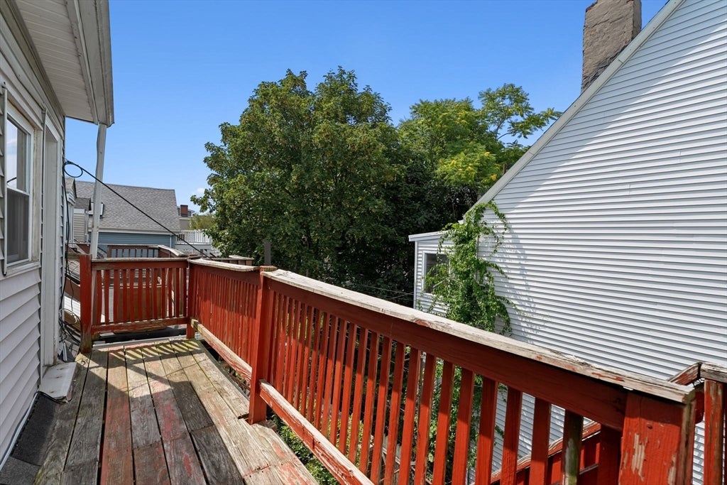 192 Lexington St, Boston, MA Photo #39