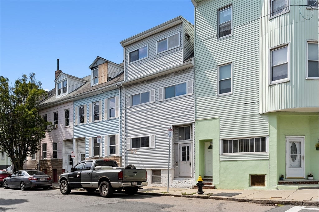192 Lexington St, Boston, MA Photo #1