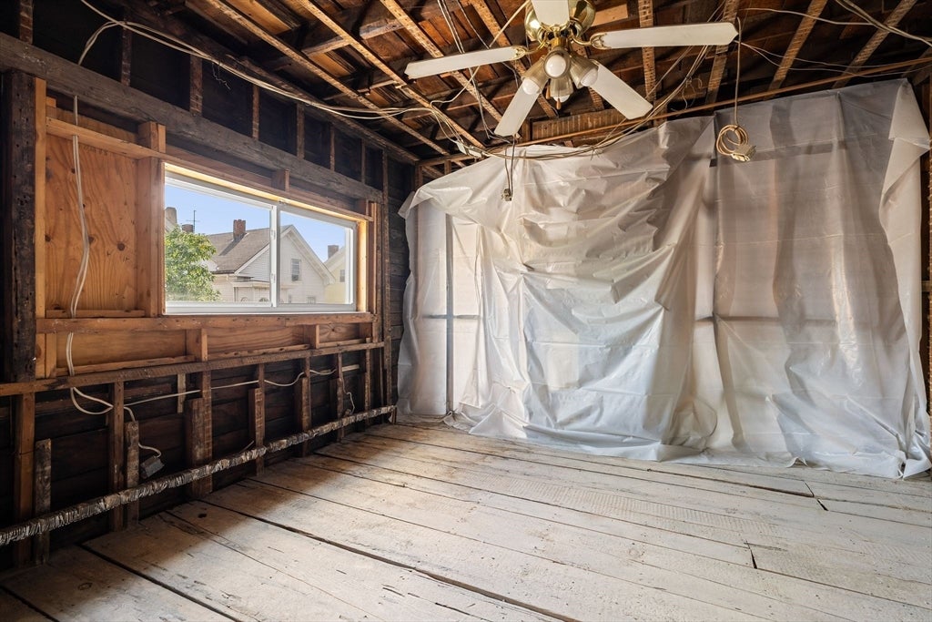 192 Lexington St, Boston, MA Photo #20
