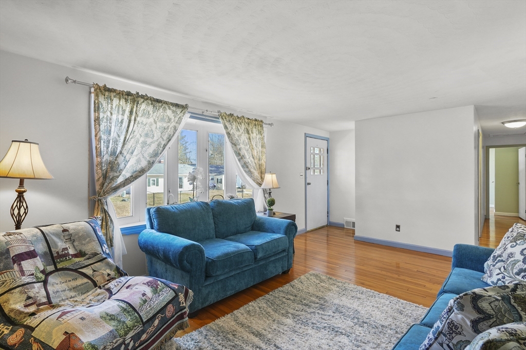 21 Linden Street