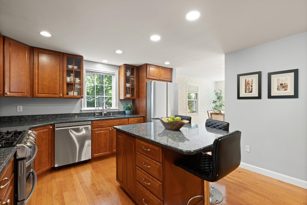 10 Bradley Pl