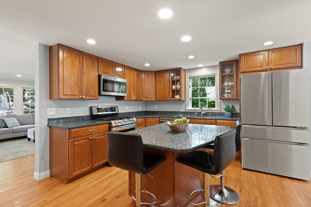 10 Bradley Pl