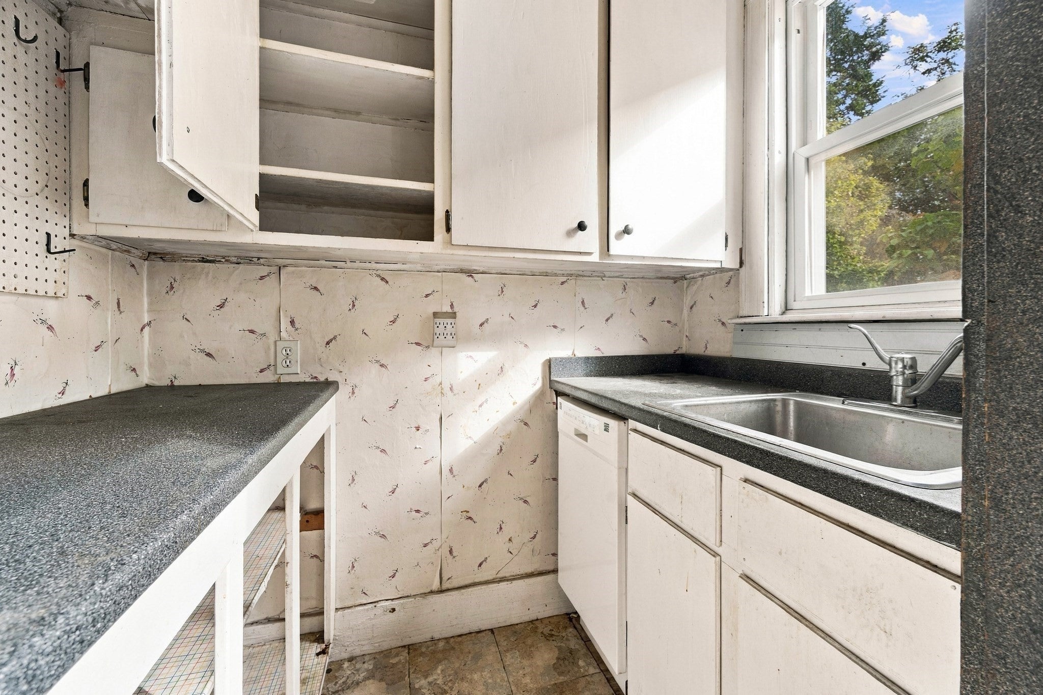 52 Watts St, Chelsea, MA, 52 Watts St, Chelsea, MA Photo #9