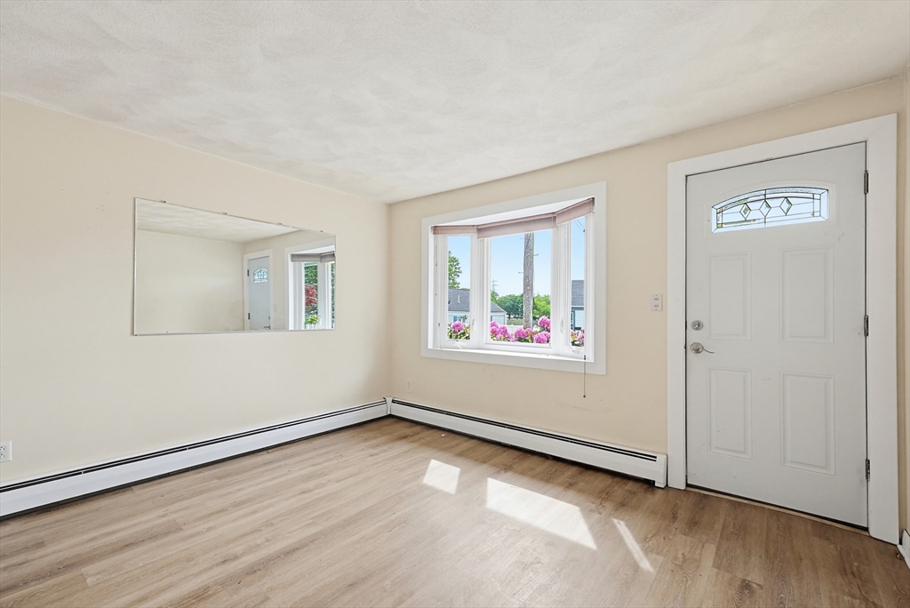 66 Little Neck Avenue