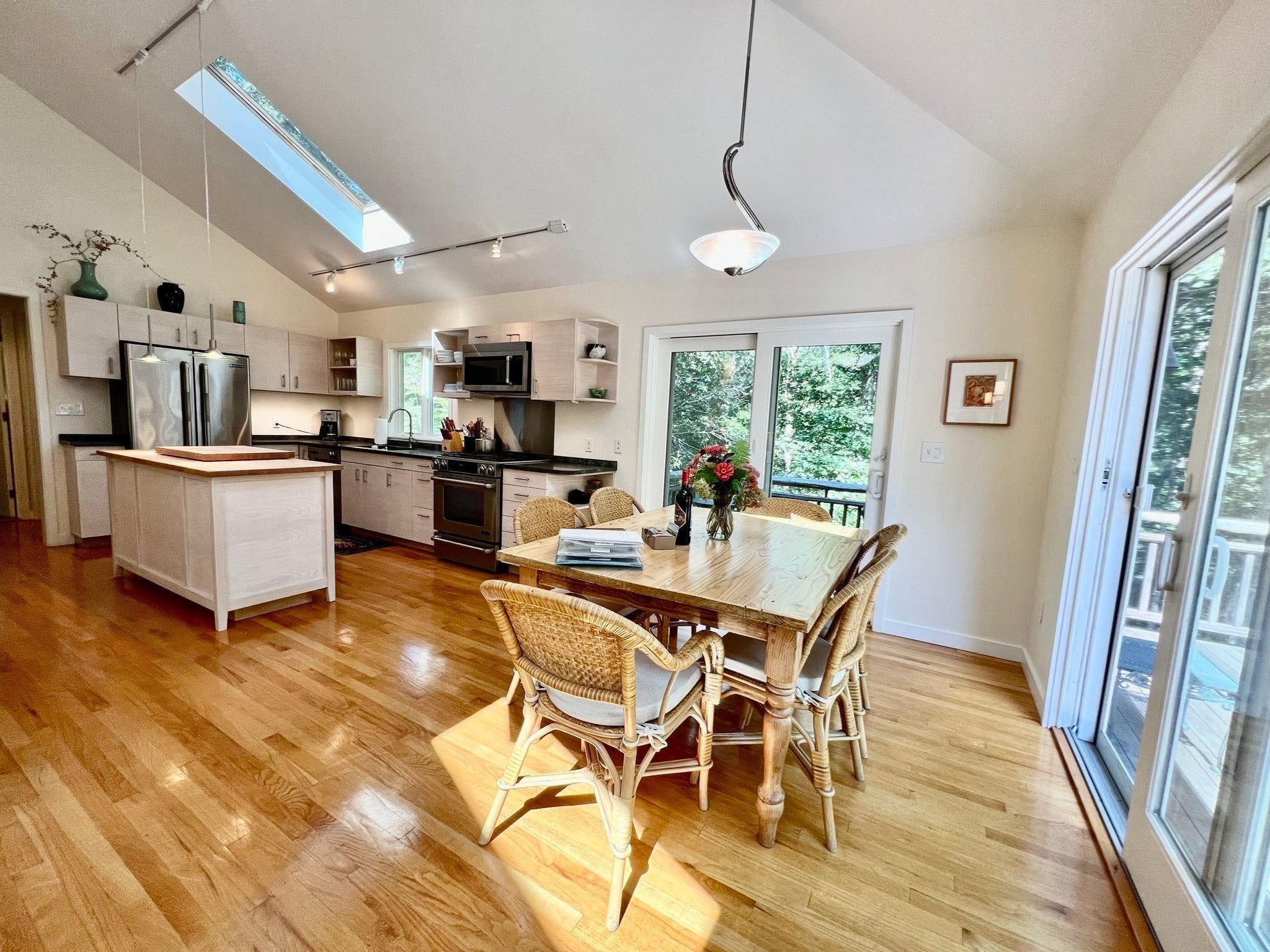 18 Sylvan Avenue, Tisbury, MA, 18 Sylvan Avenue, Tisbury, MA Photo #9