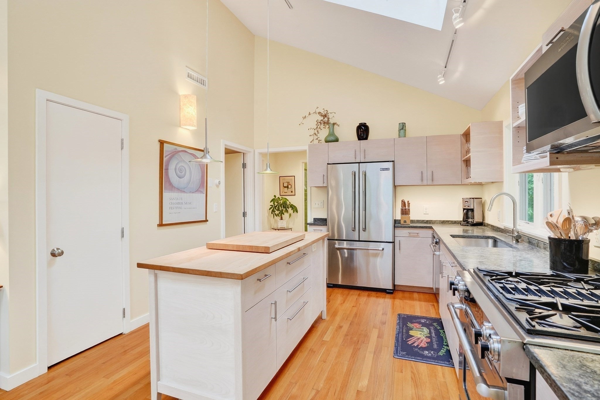 18 Sylvan Avenue, Tisbury, MA Photo #17