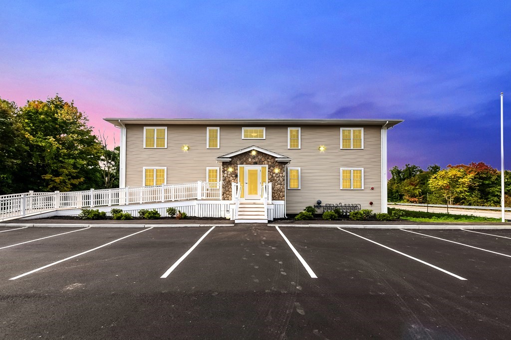 351 Summer Street 4