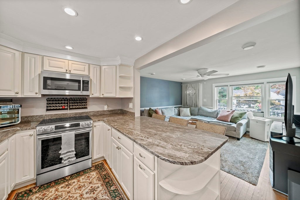 78 Doris Dr, Abington, MA, 78 Doris Dr, Abington, MA Photo #3