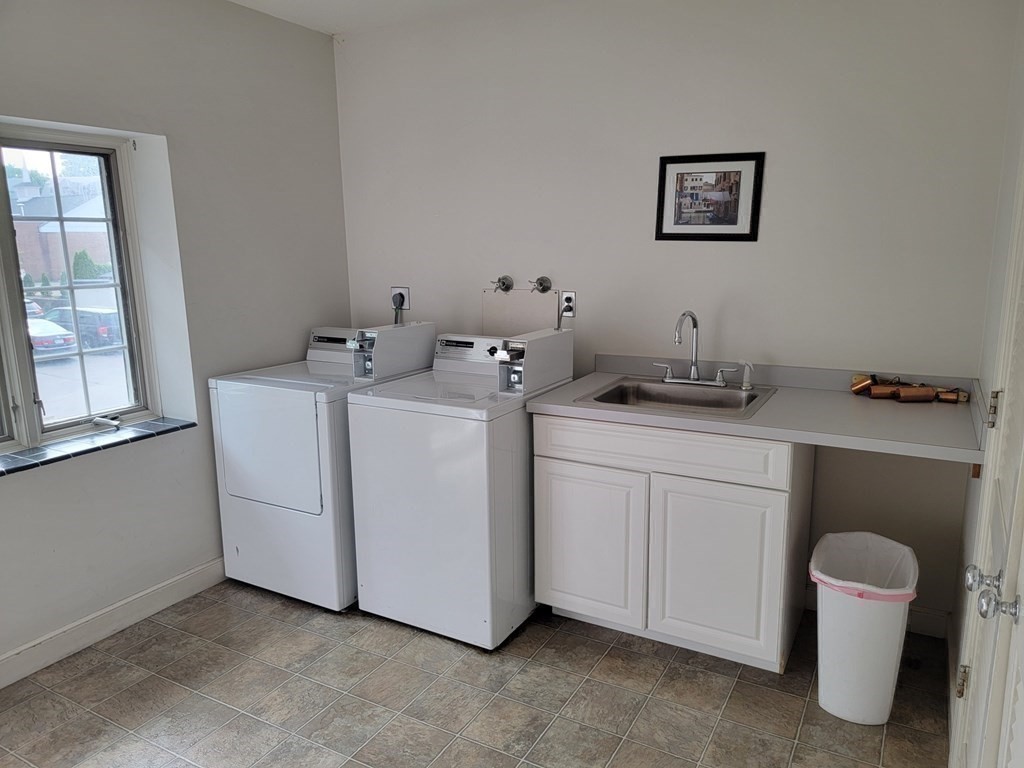 Belmont, Massachusetts 02478, United States, 1 Bedroom Bedrooms, ,1 BathroomBathrooms,Residential,Active,109733