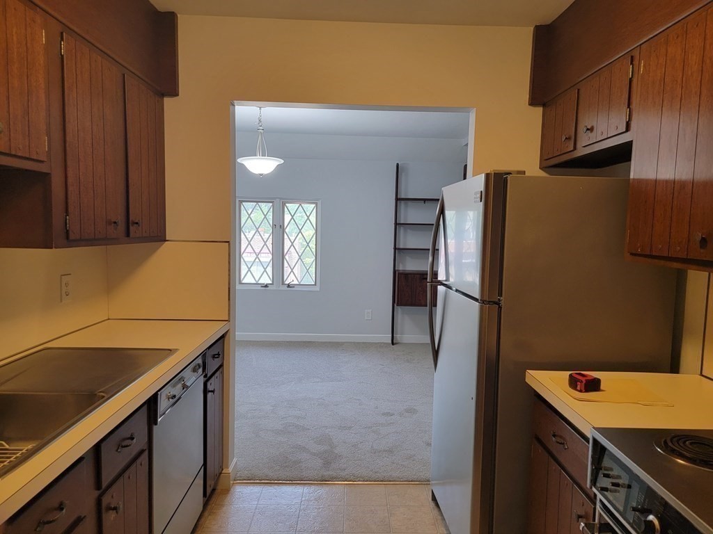 Belmont, Massachusetts 02478, United States, 1 Bedroom Bedrooms, ,1 BathroomBathrooms,Residential,Active,109733