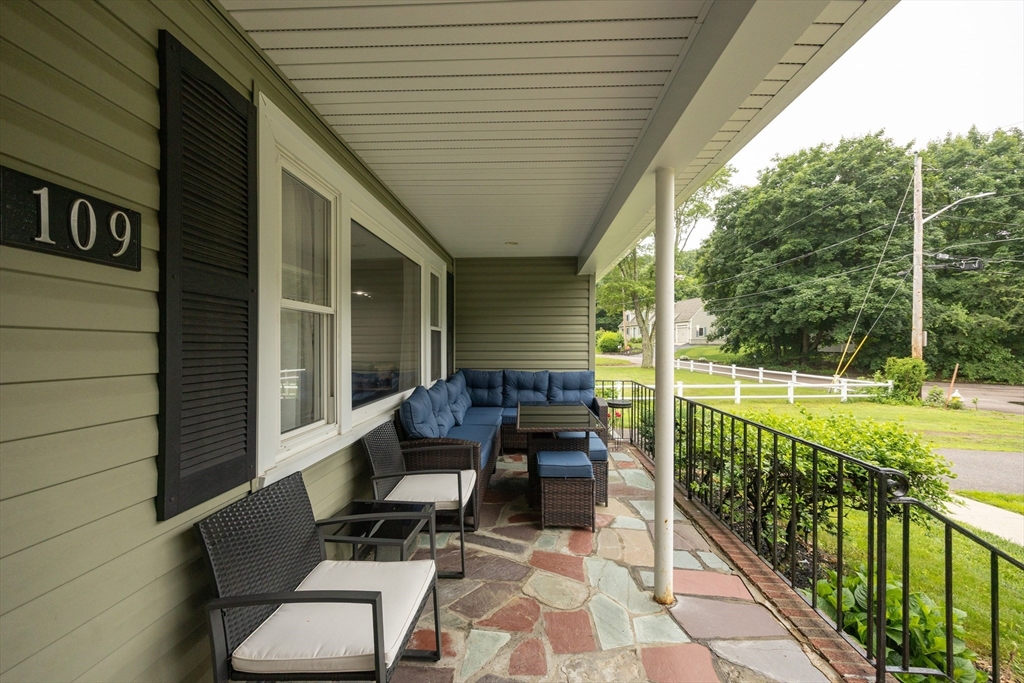 109 Circle Dr.