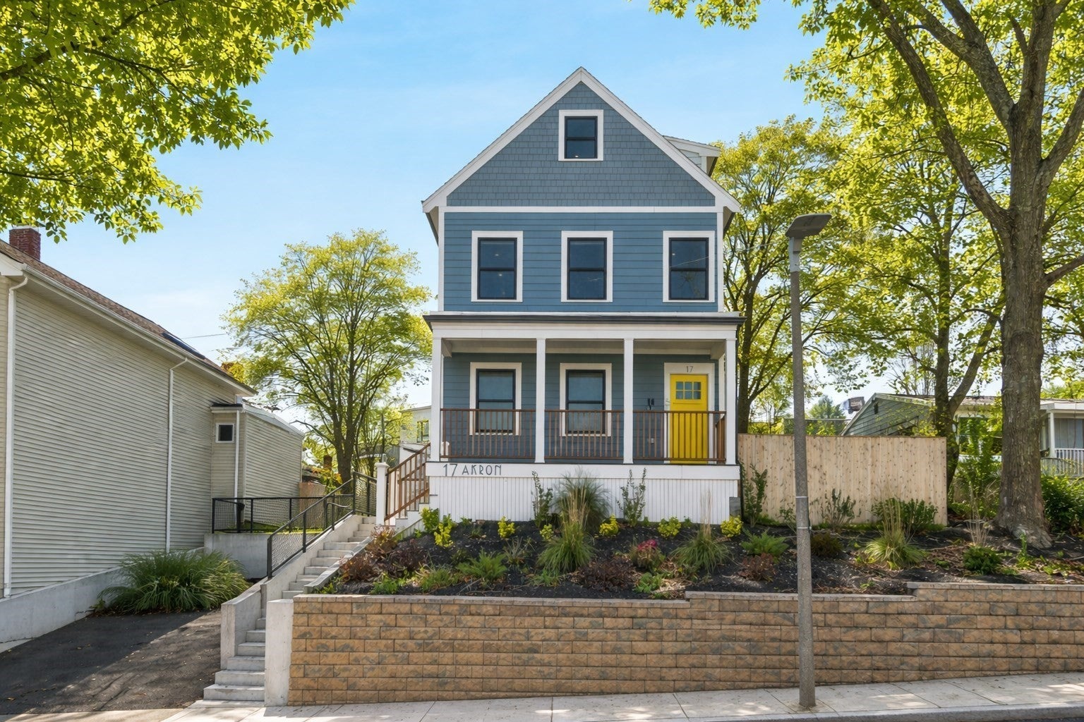 Photo of 17 Akron St, Boston, MA