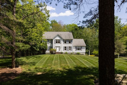 1 Sterling Dr Hopkinton MA 01748