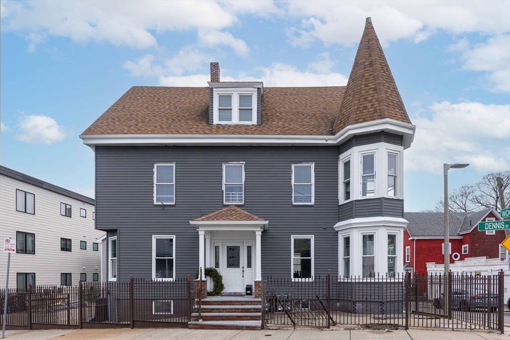 Boston, Massachusetts 02119, United States, 2 Bedrooms Bedrooms, ,1 BathroomBathrooms,Residential,Active,209869