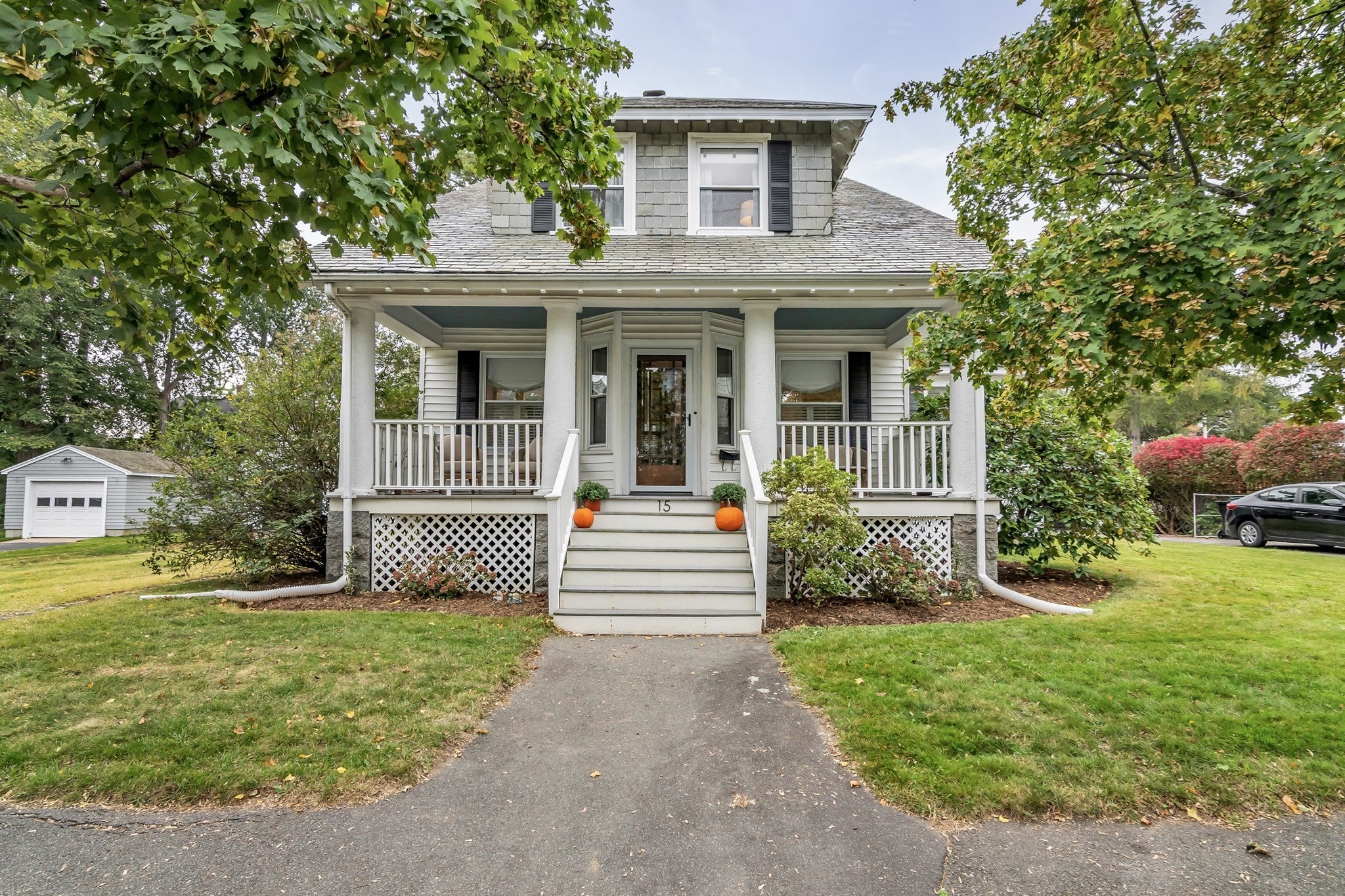 Photo of 15 Larchmont Rd, Salem, MA