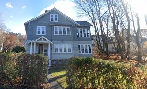 Photo of 311 Lincoln St #2, Worcester, MA 01605 (MLS # 73439804)