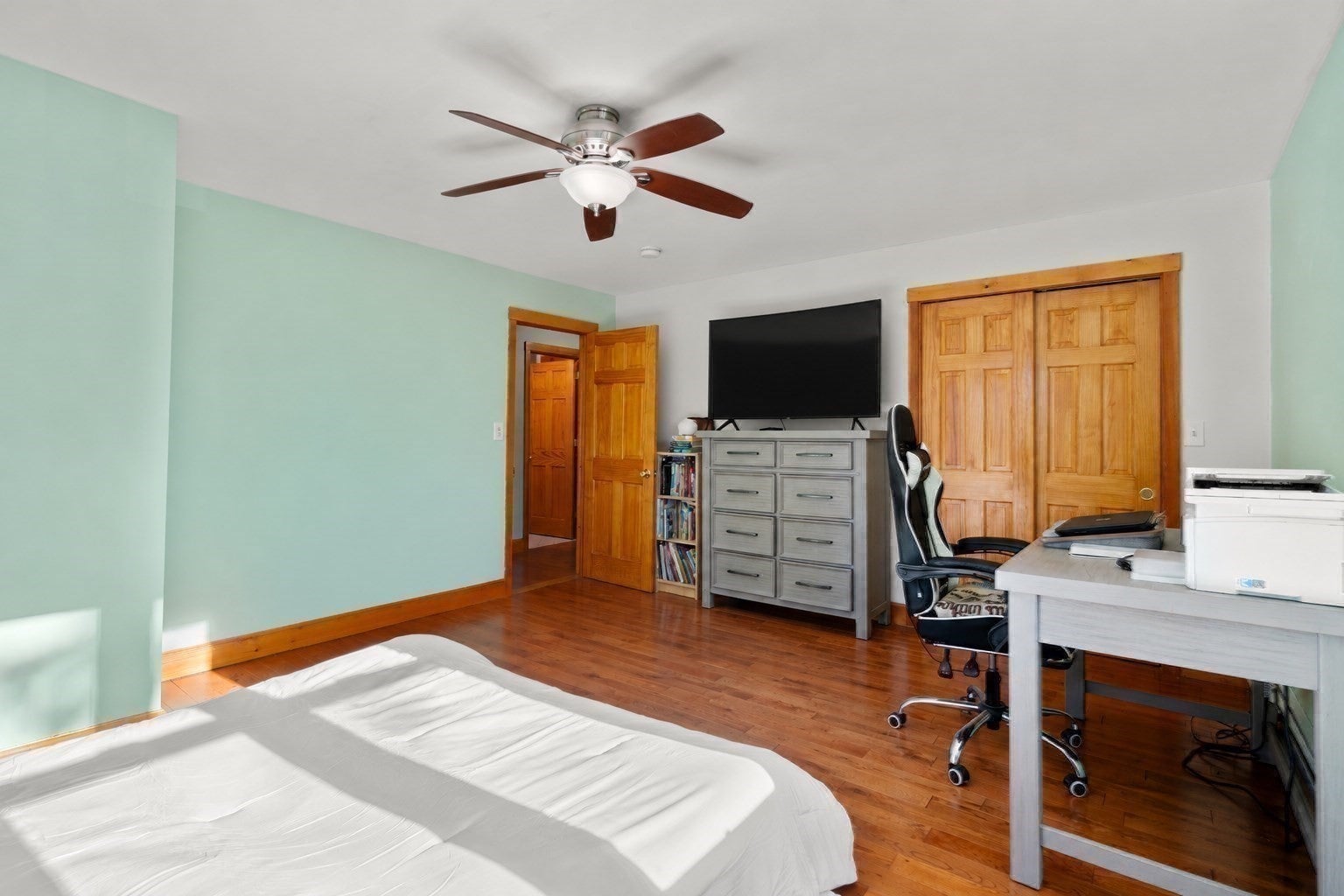 5 Dow Road, Boston, MA, 5 Dow Road, Boston, MA Photo #16