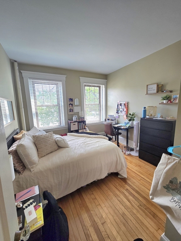 1165 Commonwealth Ave 5
